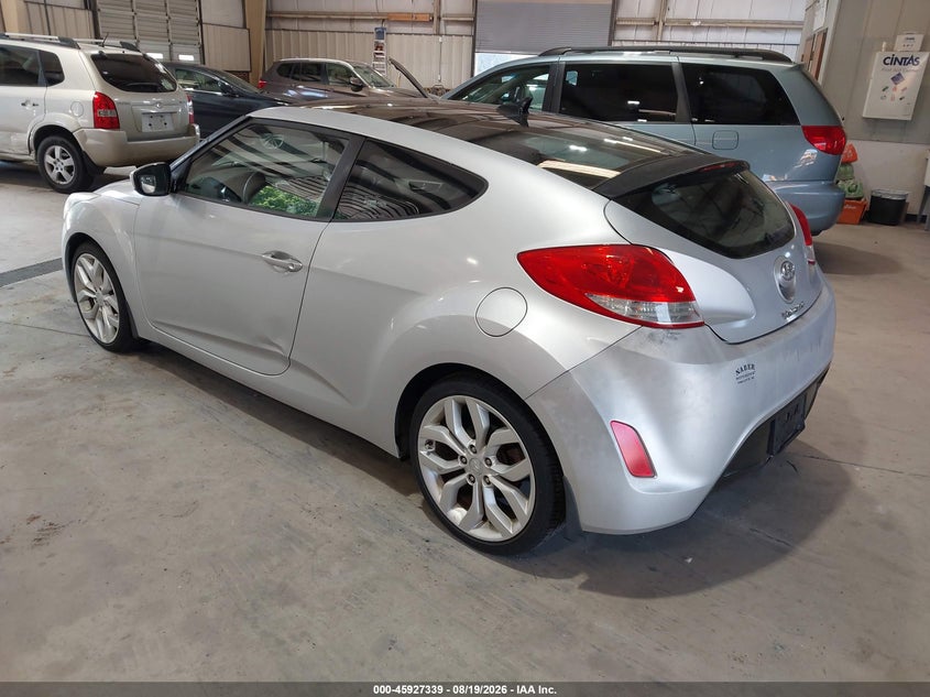 2012 HYUNDAI VELOSTER auction photo 3