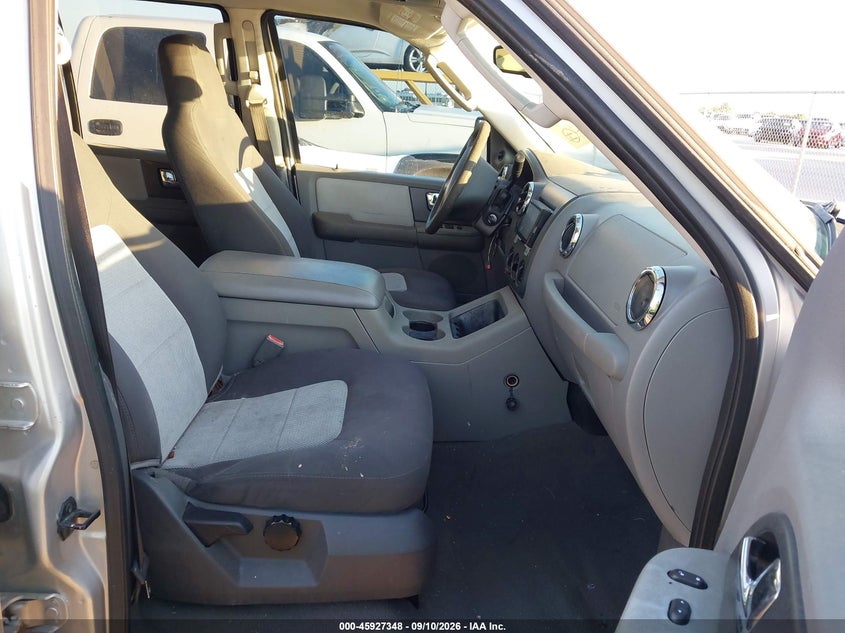 2006 FORD EXPEDITION auction photo 5