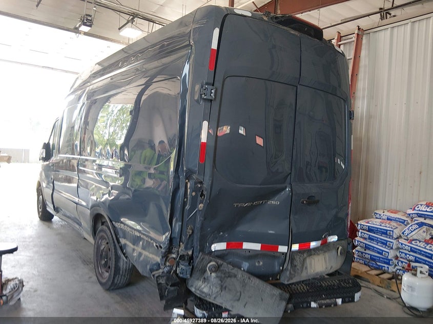 Vin: 1ftbr3x86lka72762, lot: 46426512, ford transit-250 cargo van 20203