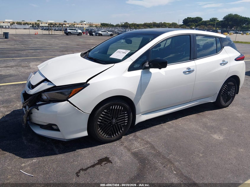 2024 Nissan Leaf, Front End, IAAI, VIN 1N4CZ1CV7RC553536 — photo 2