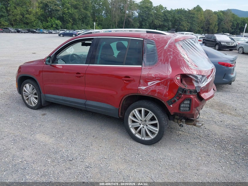 2011 VOLKSWAGEN TIGUAN auction photo 3