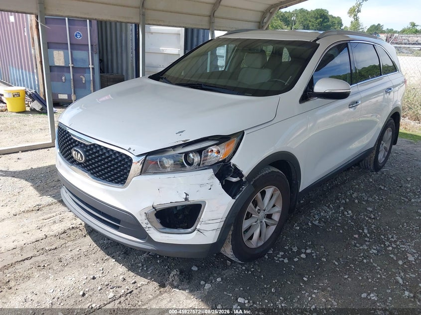 2016 Kia Sorento, Left Front, IAAI, VIN 5XYPG4A39GG056856 — photo 2