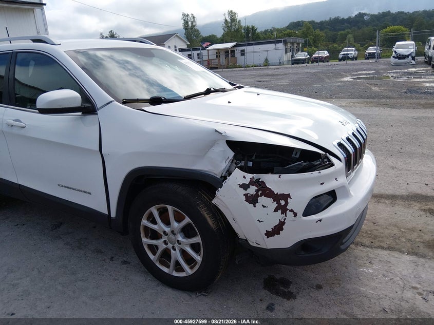 2015 JEEP CHEROKEE auction photo 6