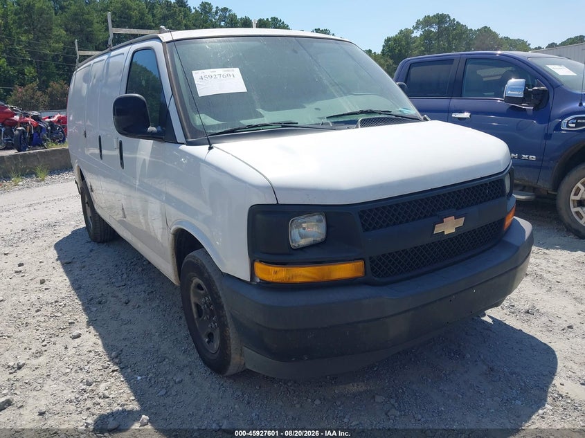 2017 CHEVROLET EXPRESS 2500 auction photo 1