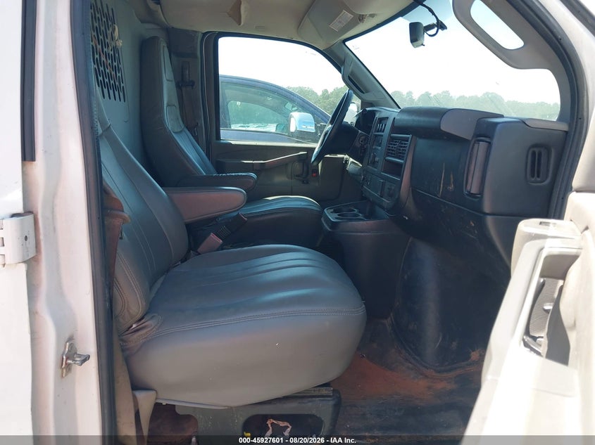 2017 CHEVROLET EXPRESS 2500 auction photo 5