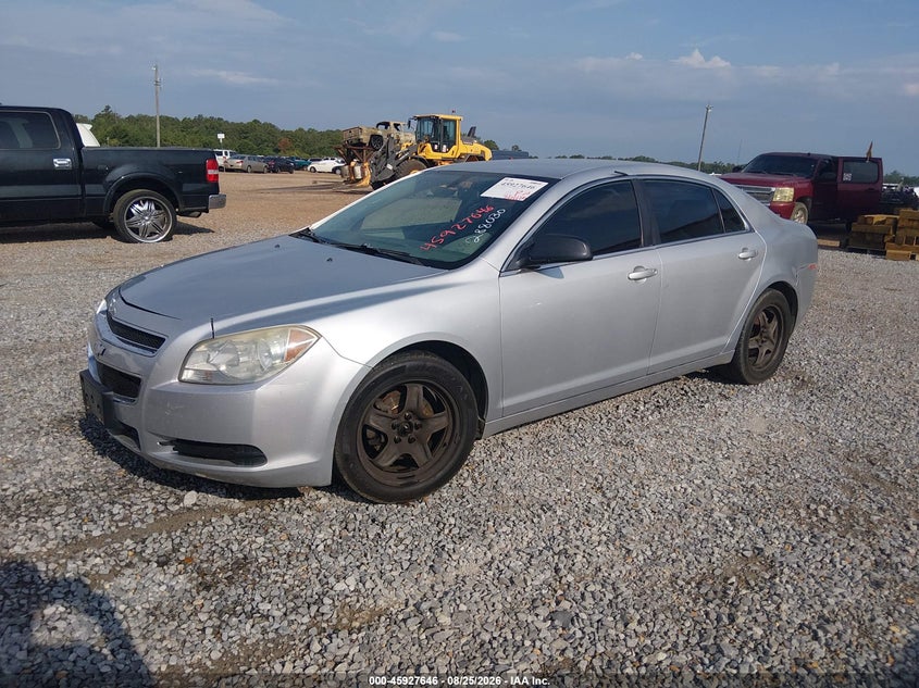 2010 Chevrolet Malibu, Normal Wear & Tear, IAAI, VIN 1G1ZA5E08AF288030 — photo 2