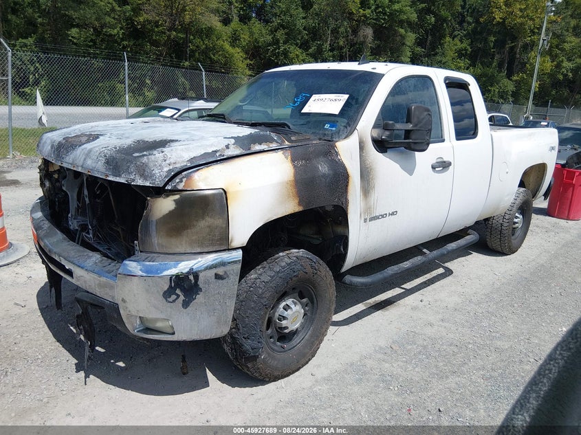 2009 CHEVROLET SILVERADO 2500HD auction photo 2