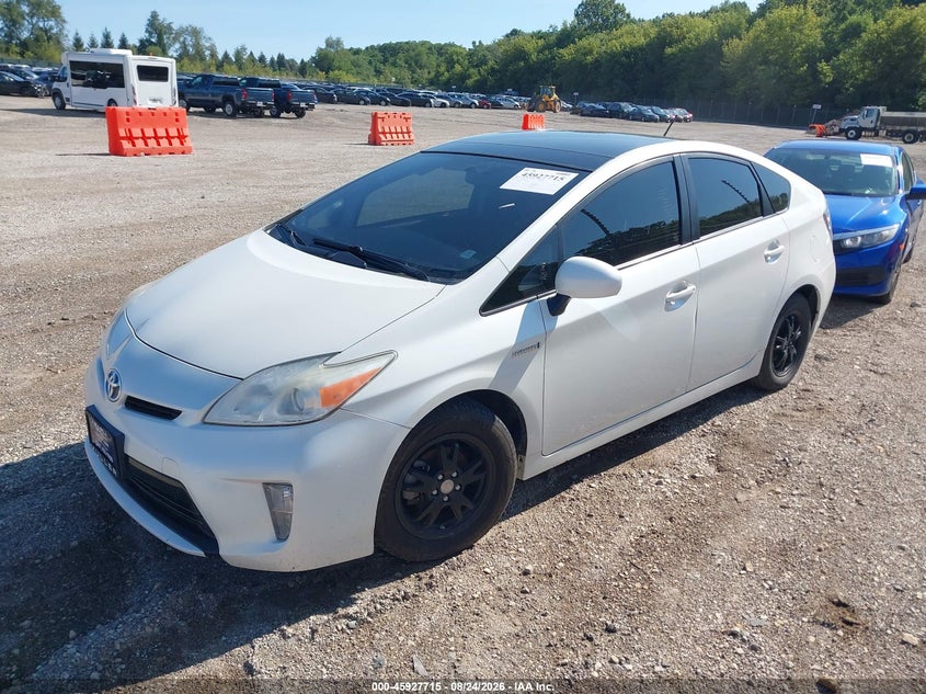 2014 Toyota Prius, Right Side, IAAI, VIN JTDKN3DU3E1740846 — photo 2