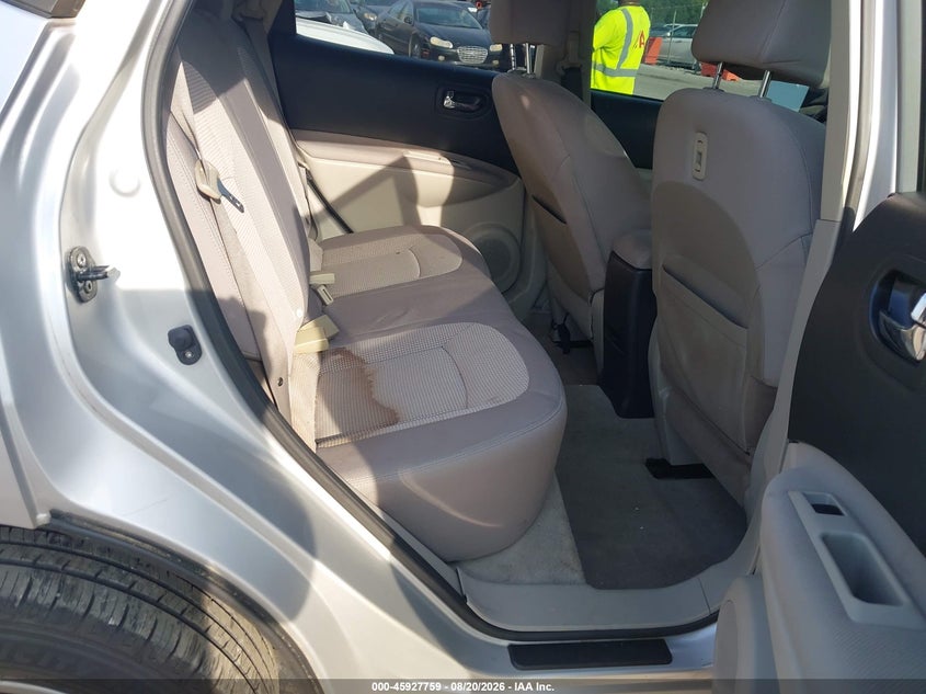 2011 NISSAN ROGUE auction photo 8