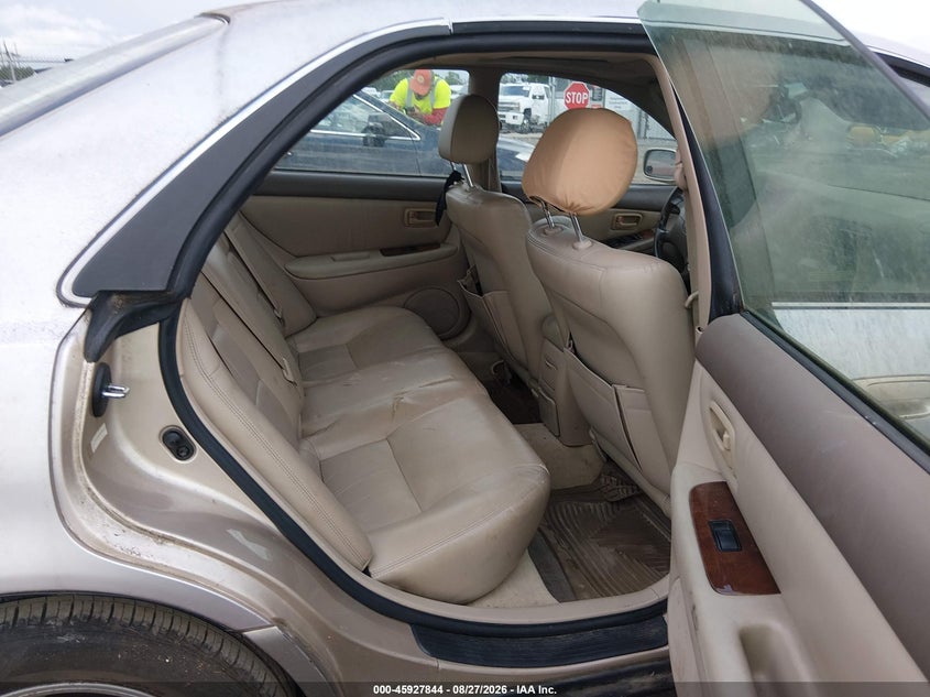 1997 LEXUS ES 300 auction photo 8