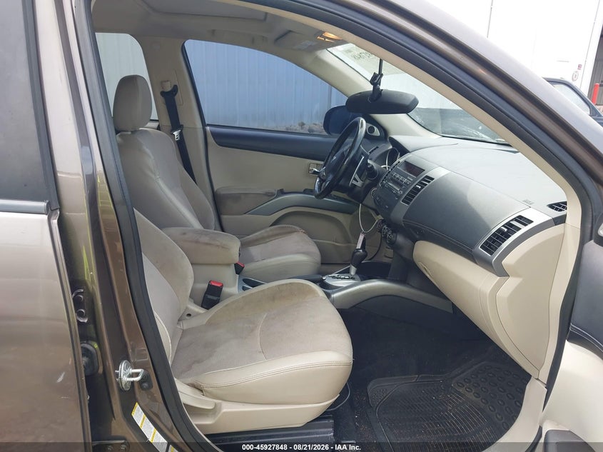 2012 MITSUBISHI OUTLANDER auction photo 5