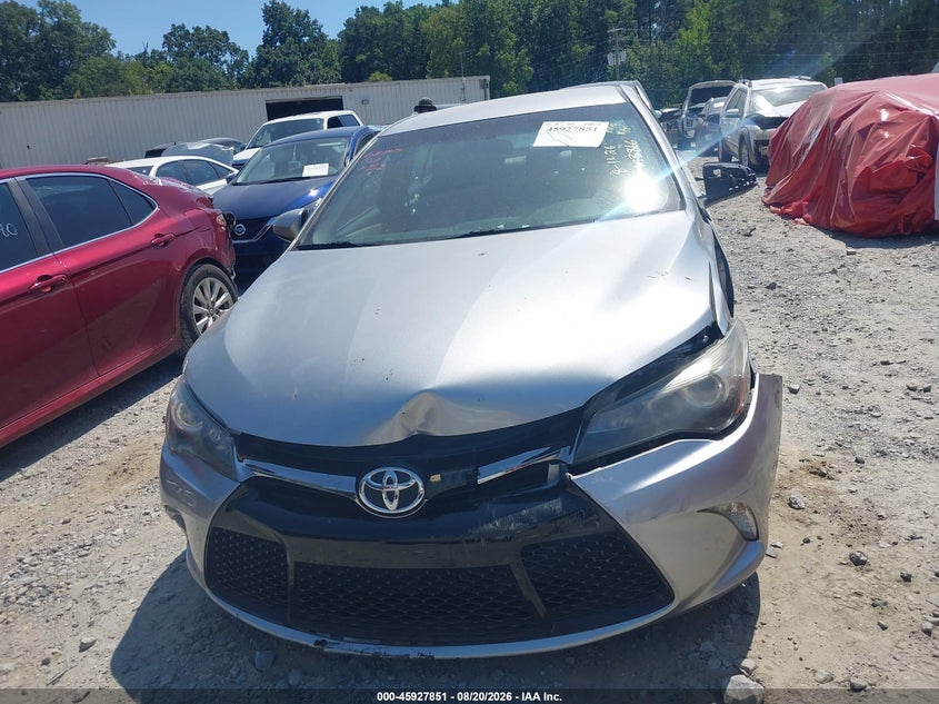 TOYOTA CAMRY - zdjęcie 12
