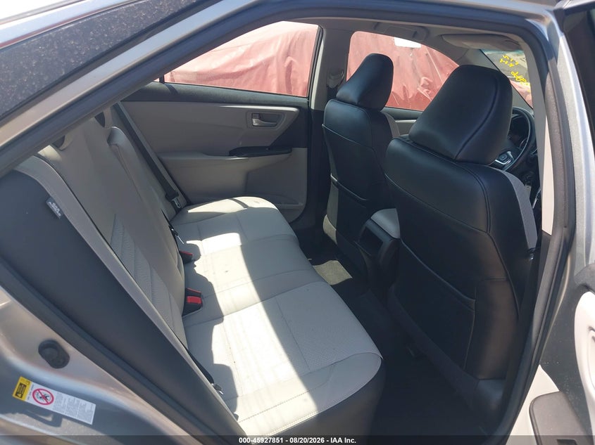 TOYOTA CAMRY - zdjęcie 8