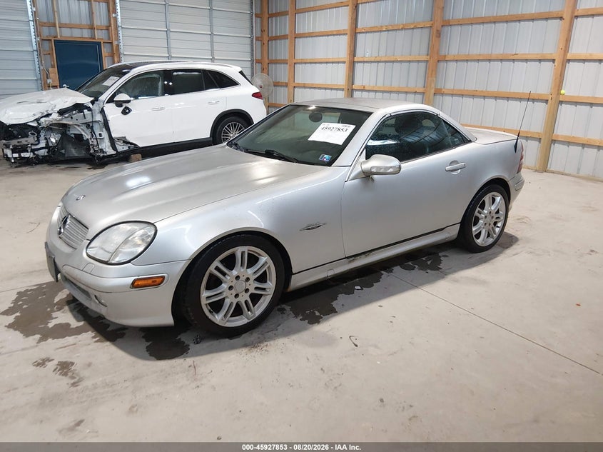 2004 MERCEDES-BENZ SLK 230 auction photo 2