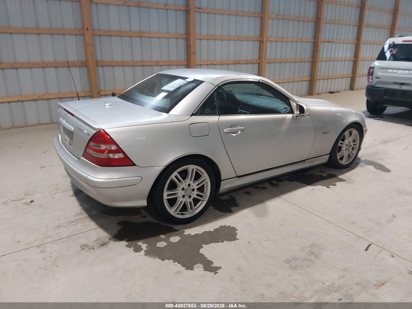 2004 MERCEDES-BENZ SLK 230 auction photo 4