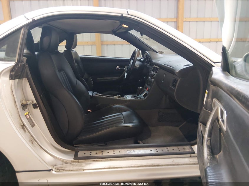 2004 MERCEDES-BENZ SLK 230 auction photo 5