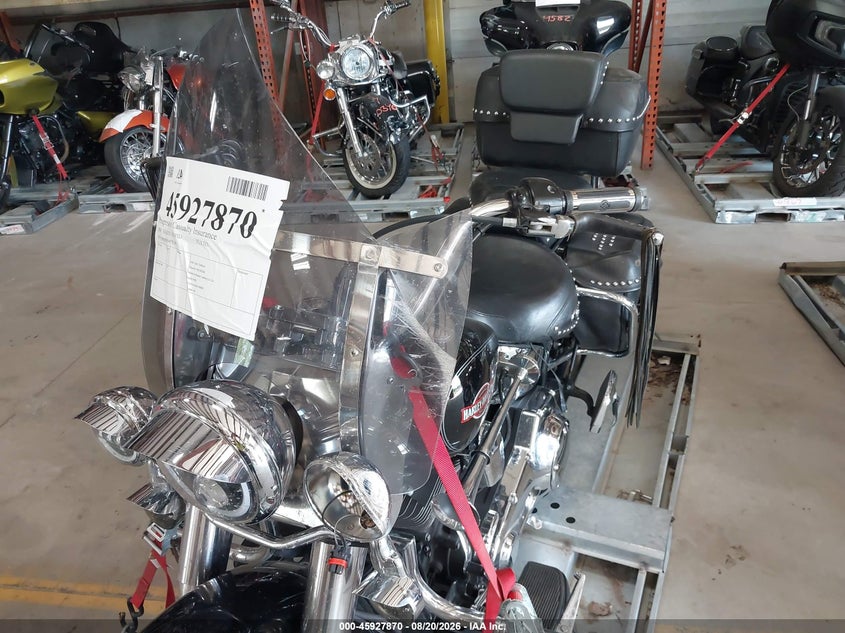 HARLEY-DAVIDSON FLSTCI 2006