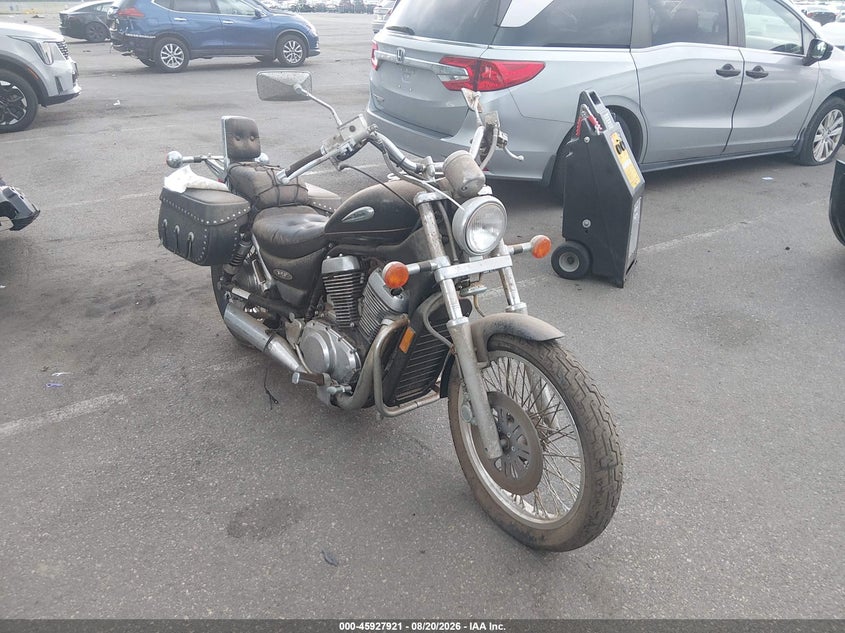 2003 Suzuki Vs800