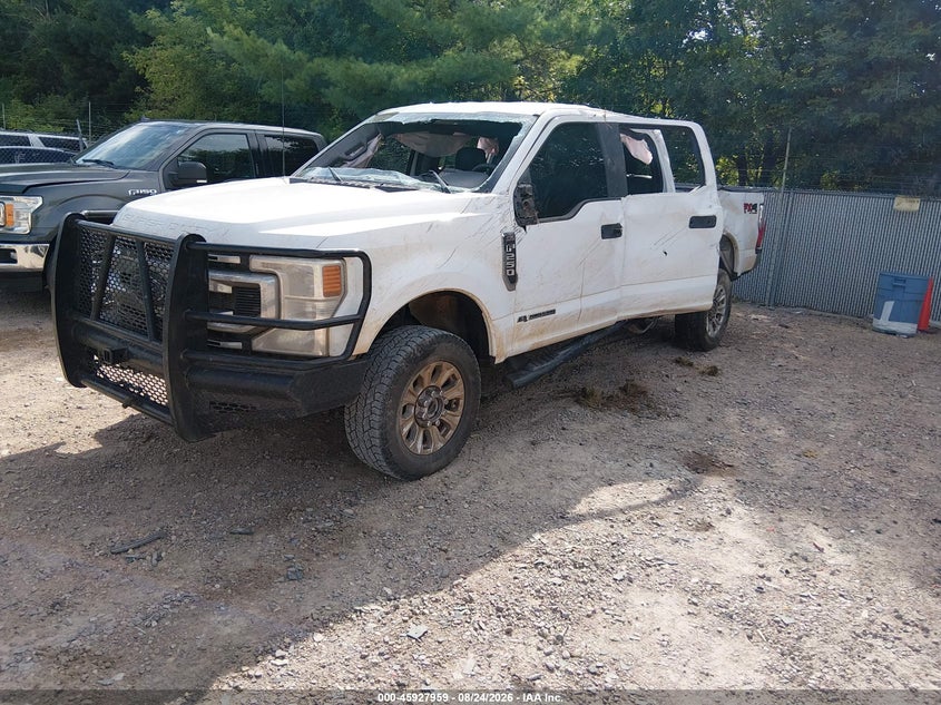 2022 Ford F-250 Xl, Rollover, IAAI, VIN 1FT7W2BT9NEG12000 — photo 2