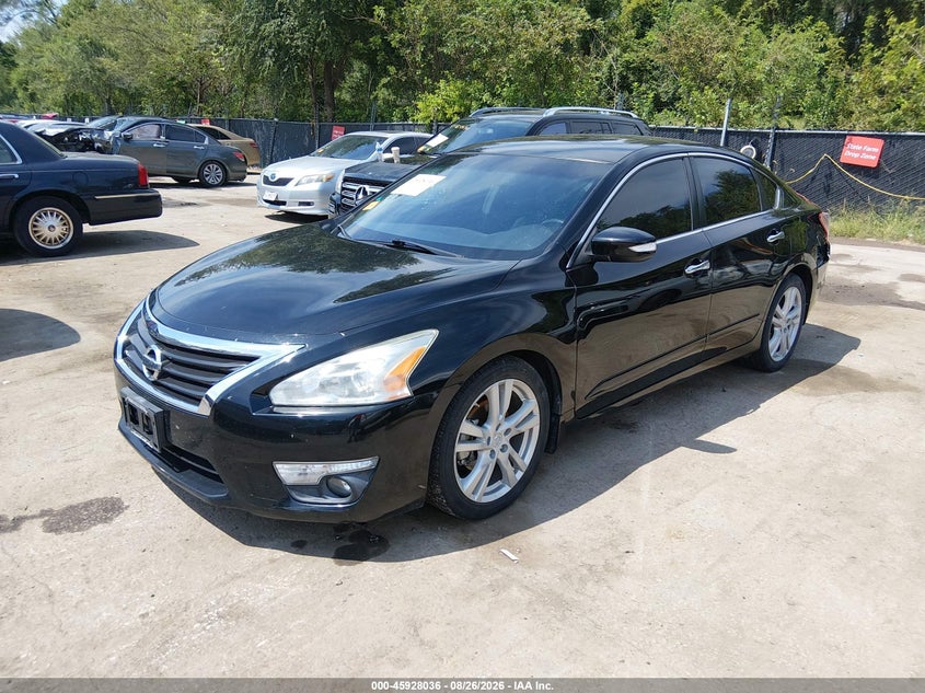 2013 Nissan Altima, Left Rear, IAAI, VIN 1N4BL3AP0DC909377 — photo 2