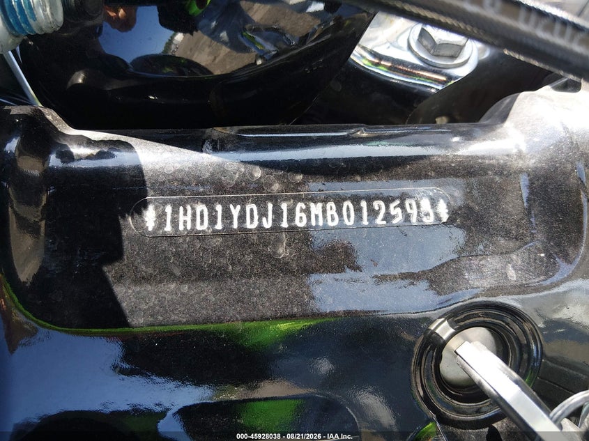 HARLEY-DAVIDSON FLSL 2021