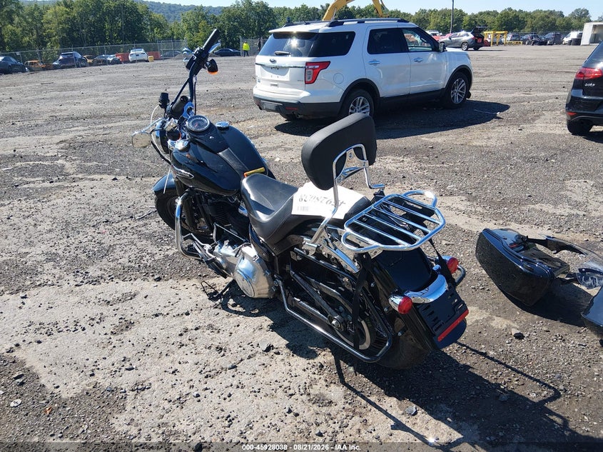 2021 HARLEY-DAVIDSON FLSL auction photo 3