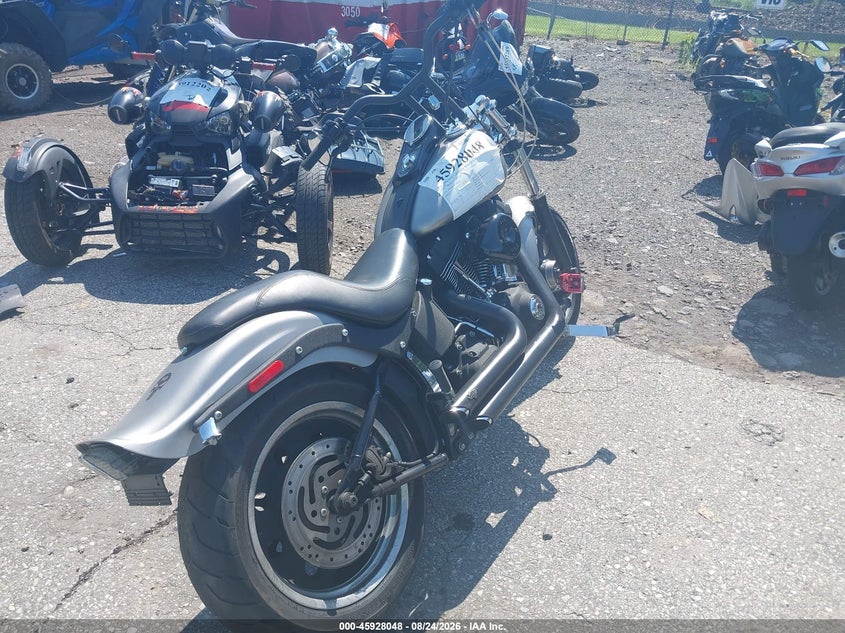 HARLEY-DAVIDSON FXSTB 2007