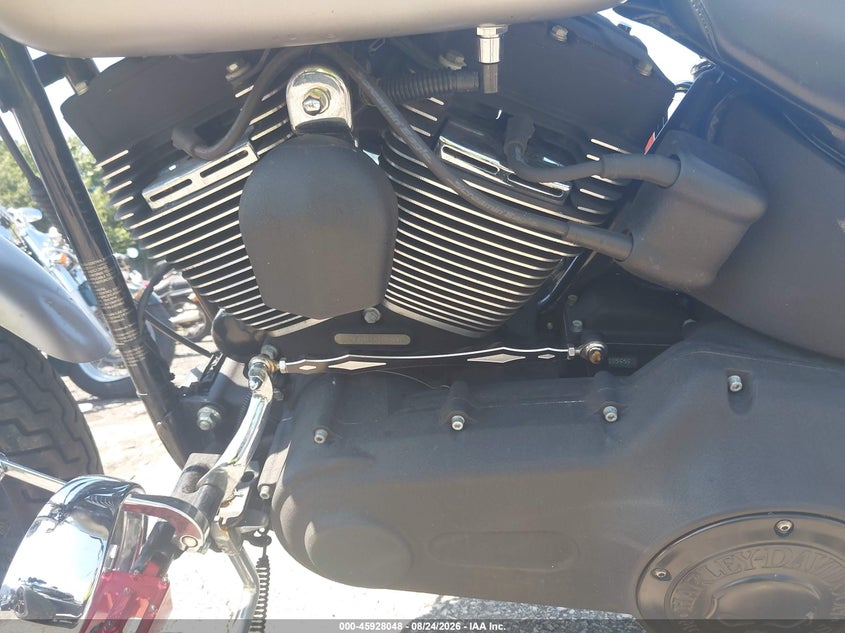 HARLEY-DAVIDSON FXSTB 2007