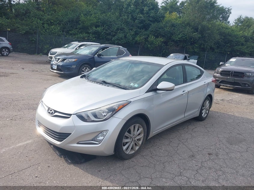 2015 HYUNDAI ELANTRA auction photo 2