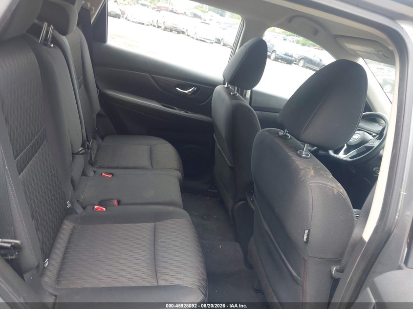 2018 NISSAN ROGUE auction photo 8