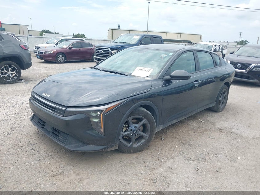 2025 KIA K4 — zdjęcie 2