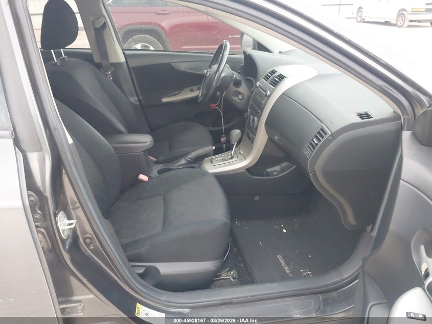 2010 TOYOTA COROLLA auction photo 5