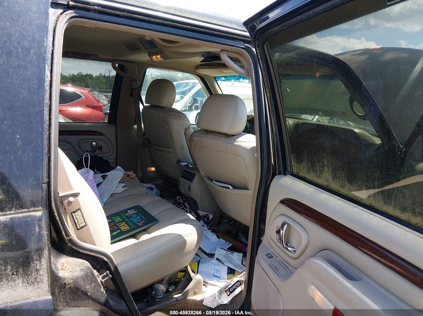 2000 CADILLAC ESCALADE auction photo 8