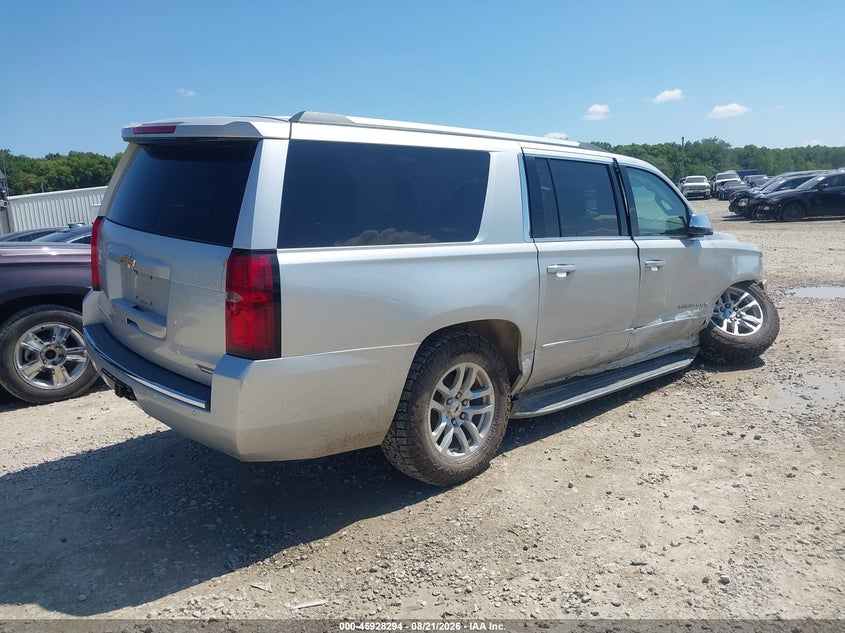 CHEVROLET SUBURBAN - zdjęcie 4