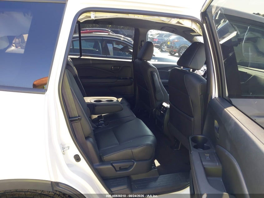 HONDA PASSPORT 2023 VIN 5FNYF8H53PB017614