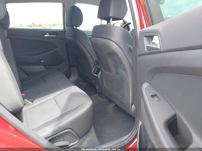 2020 HYUNDAI TUCSON auction photo 8