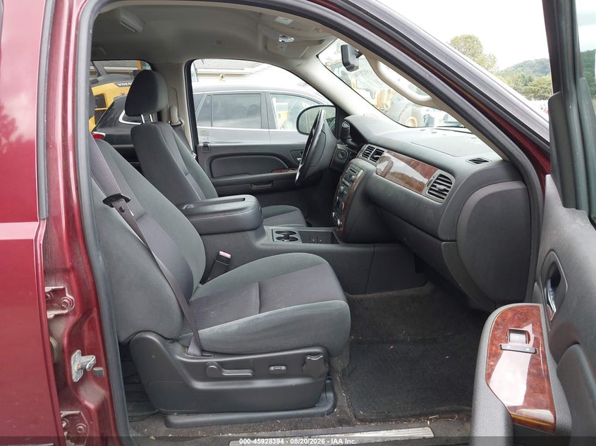 2009 CHEVROLET TAHOE auction photo 5