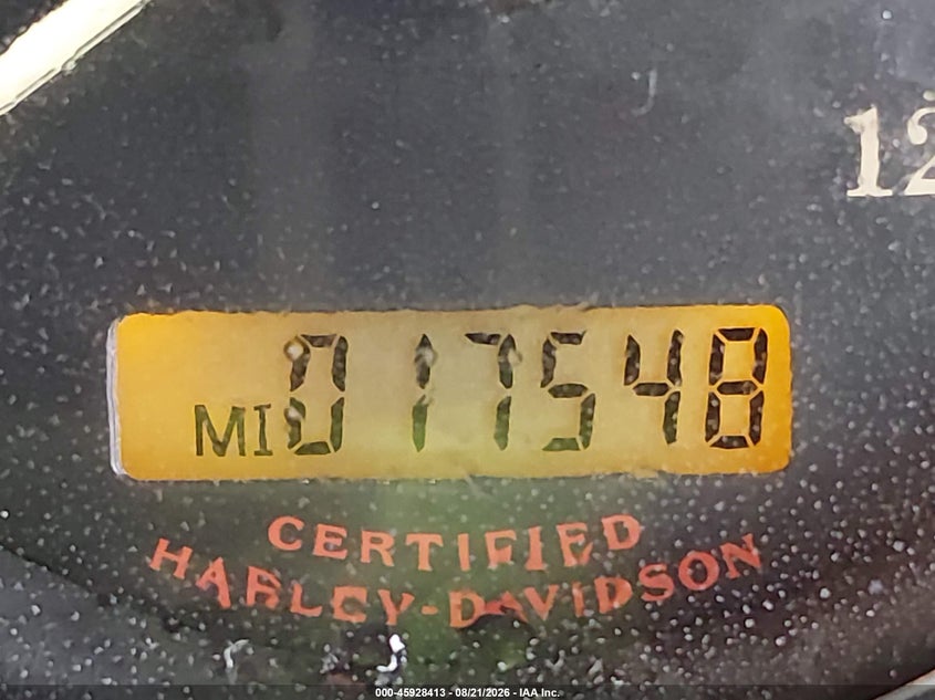 HARLEY-DAVIDSON XL883 2005