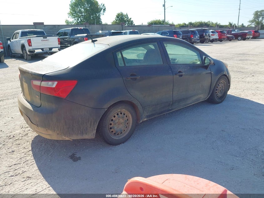 2015 KIA RIO auction photo 4