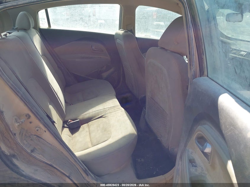2015 KIA RIO auction photo 8