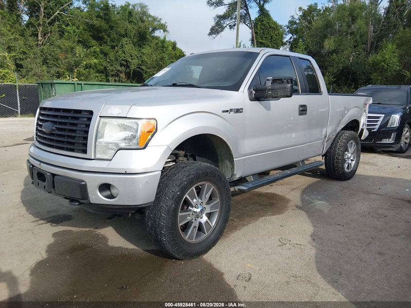 2014 Ford F-150, Левый зад, IAAI, VIN 1FTFX1EF6EKD51841 — фото 2