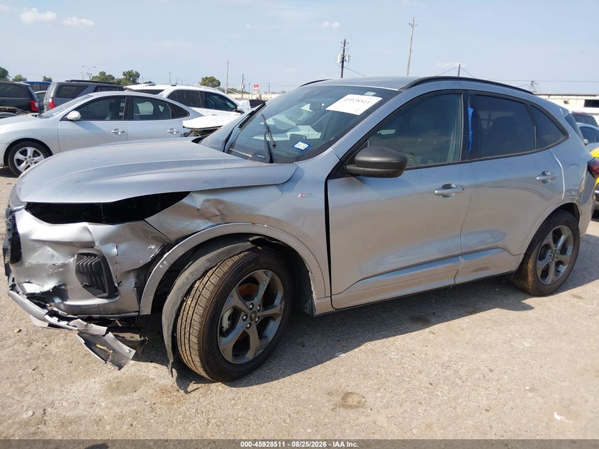 2023 Ford Escape, Front End, IAAI, VIN 1FMCU9MN7PUA09398 — photo 2