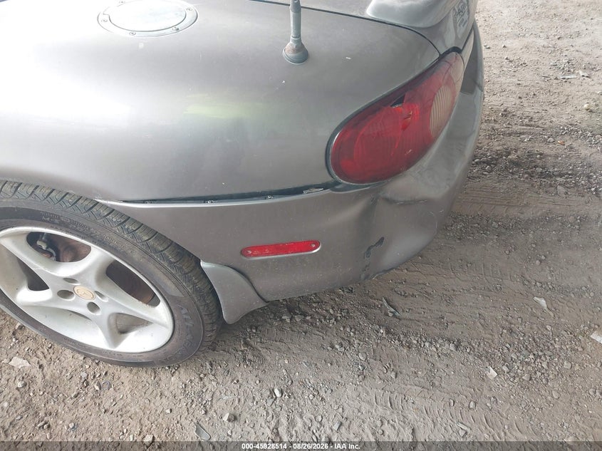 MAZDA MX-5 MIATA 2003 VIN JM1NB353430307373