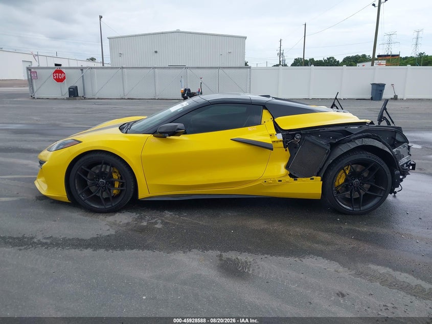 CHEVROLET CORVETTE Z06 - zdjęcie 14