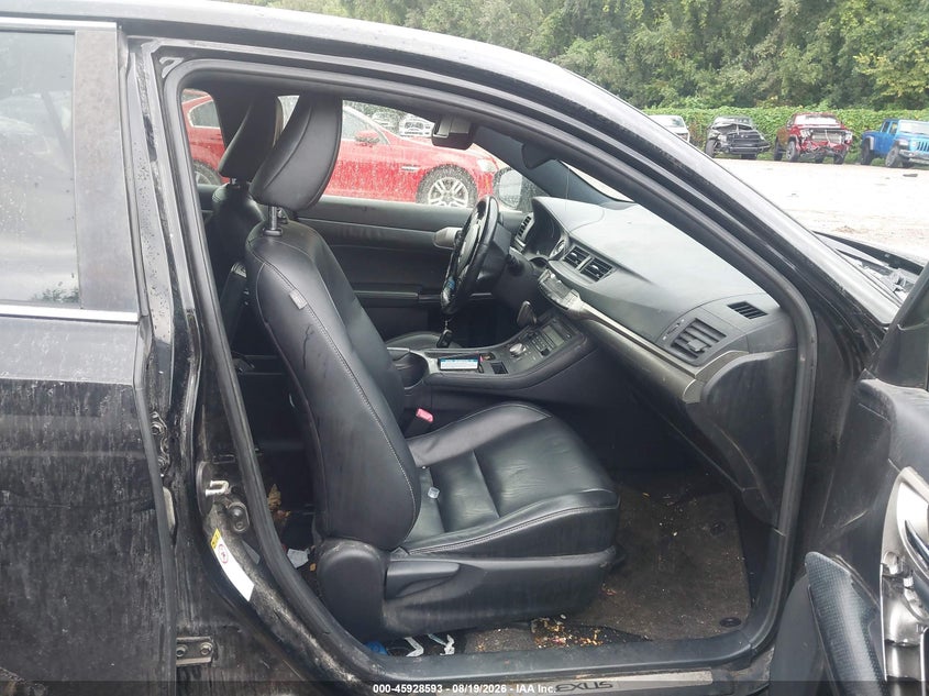 2014 LEXUS CT 200H auction photo 5
