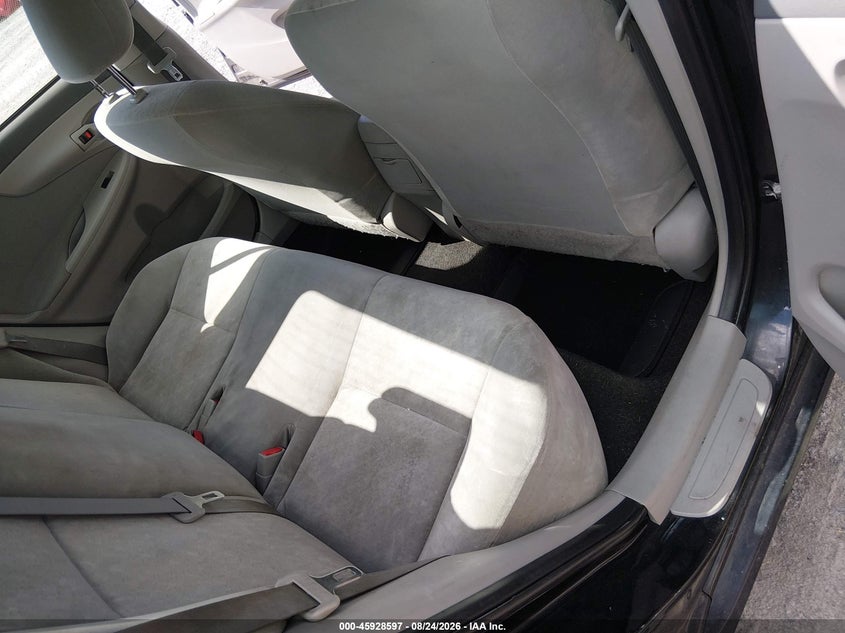 2009 TOYOTA COROLLA auction photo 8