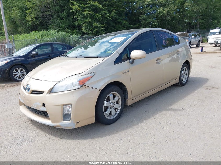 2010 Toyota Prius, Right Front, IAAI, VIN JTDKN3DU9A0230470 — photo 2