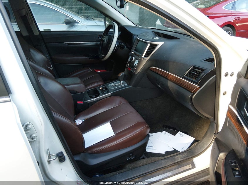 2013 SUBARU OUTBACK auction photo 5