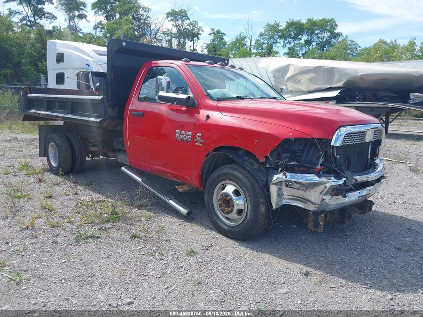 2016 RAM 3500 CHASSIS TRADESMAN/SLT
