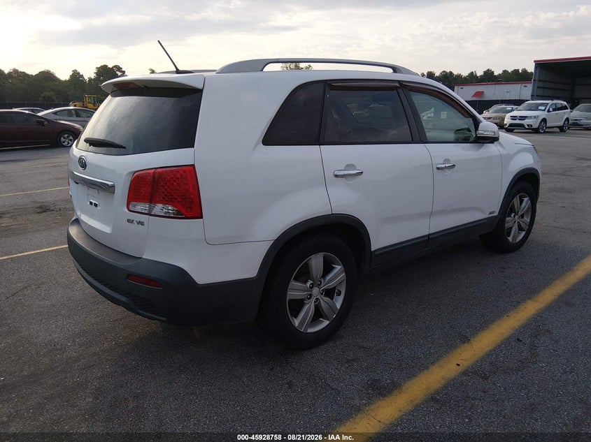 2013 KIA SORENTO auction photo 4